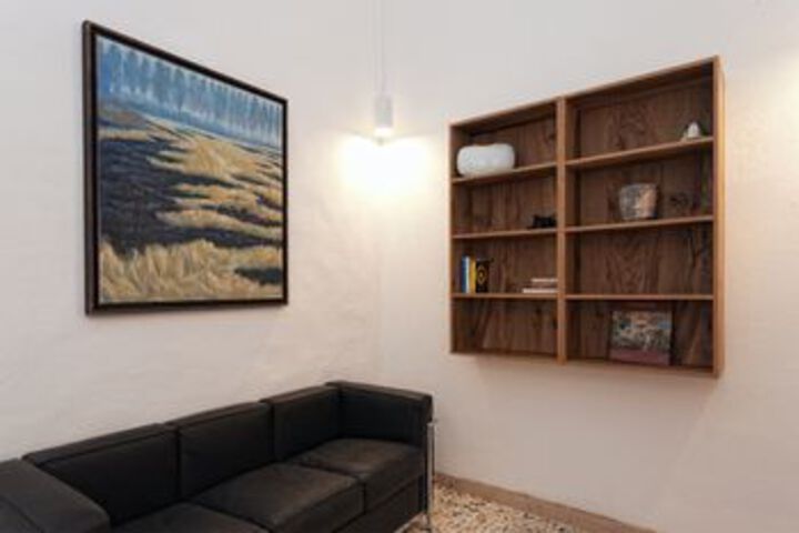 Room 33 of 35