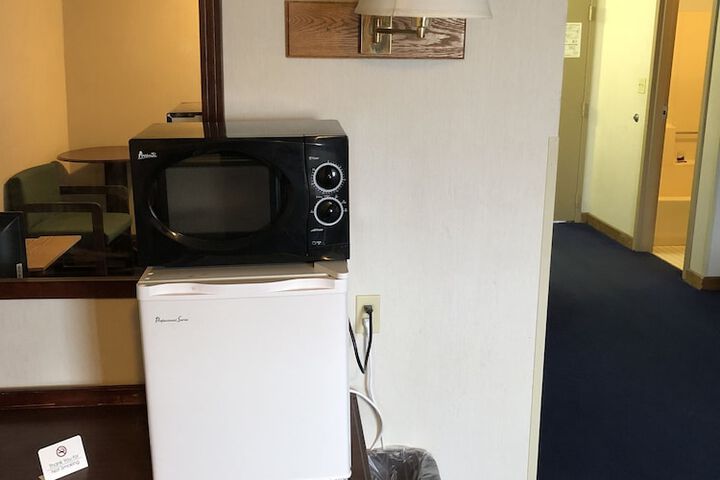 Room 27 of 56