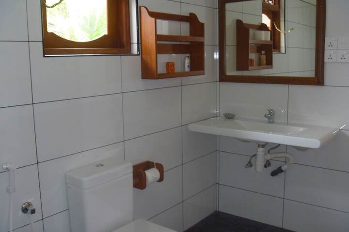 Room 8 of 31
