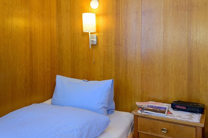 Room 70 of 120