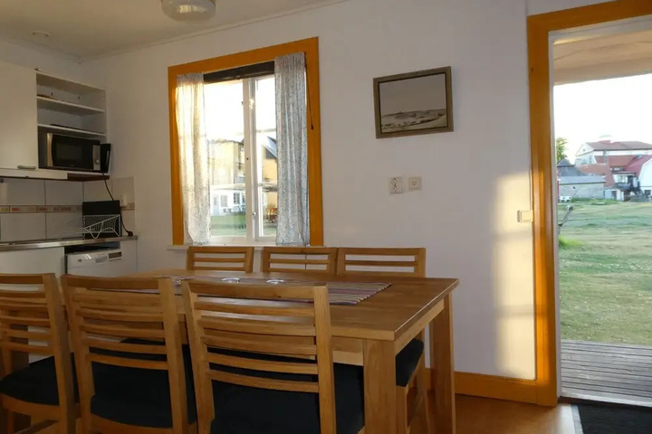 guest_rooms