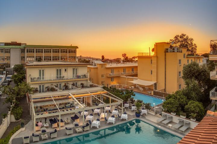 Hotel 65 of 75