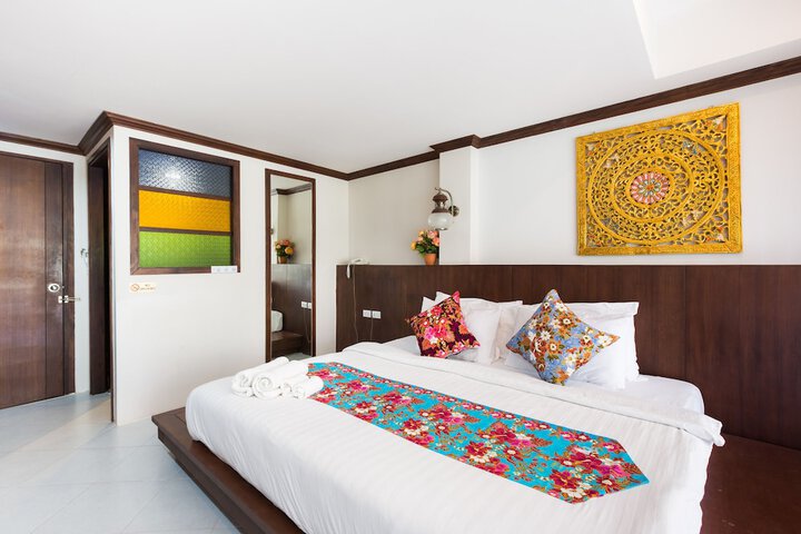 Room 30 of 63