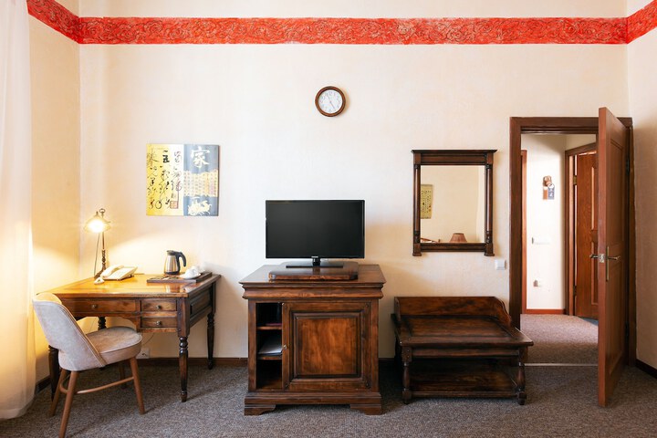 Room 30 of 109