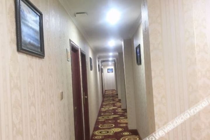 Hotel Interior 8 of 19