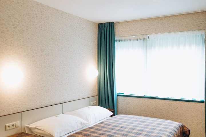 Room 8 of 31
