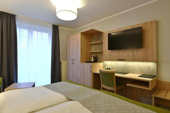 Room 15 of 51