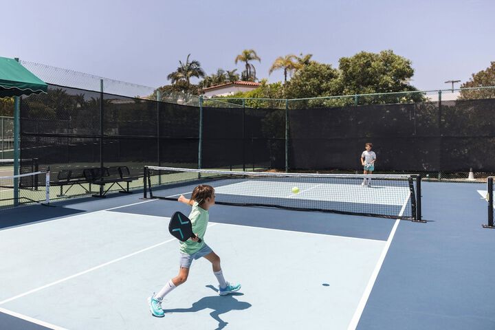 Tennis court