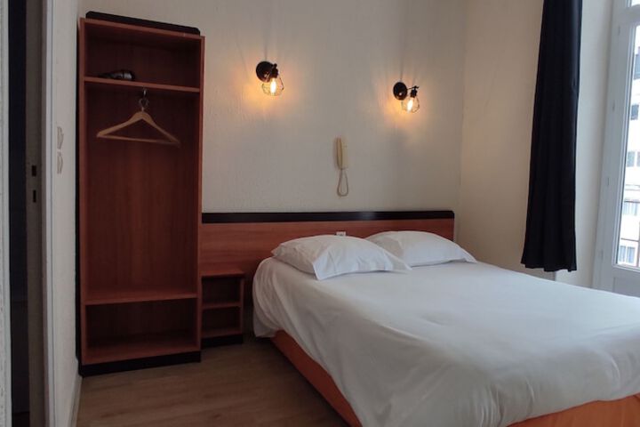 Room 20 of 25