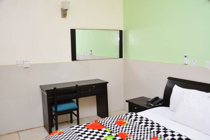 Room 20 of 30