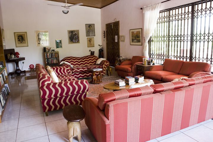Guest Lobby