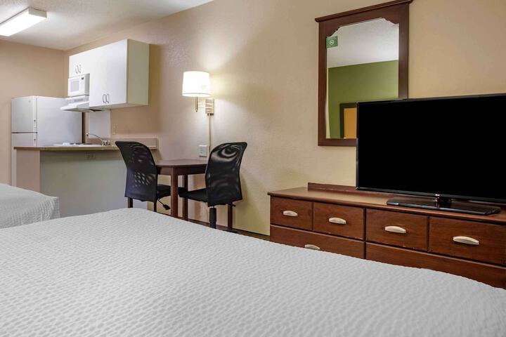 Studio 2 Double Beds (5 of 5)