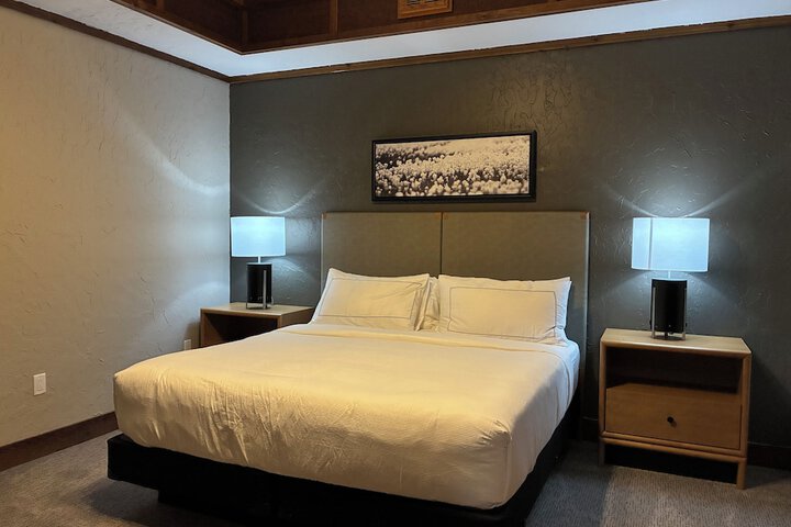 Room 16 of 86