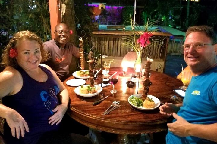 Dining 31 of 46