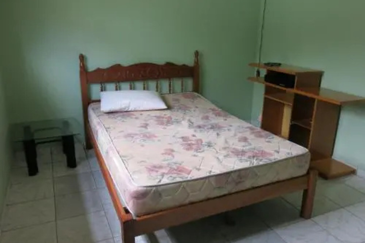 Room 2 of 18