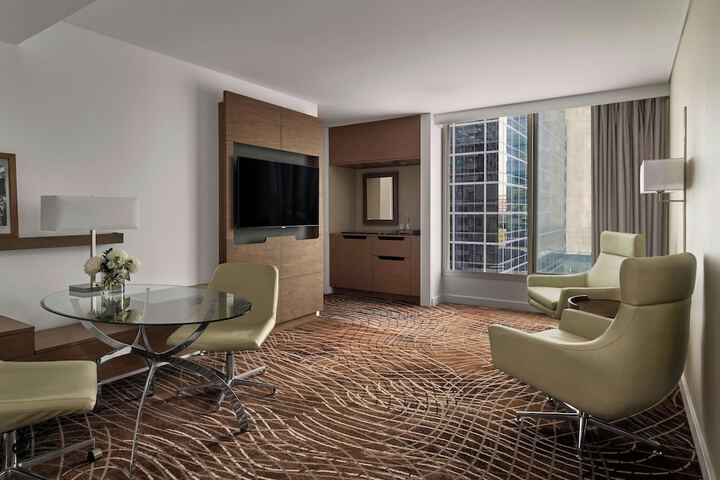 Room 8 of 72