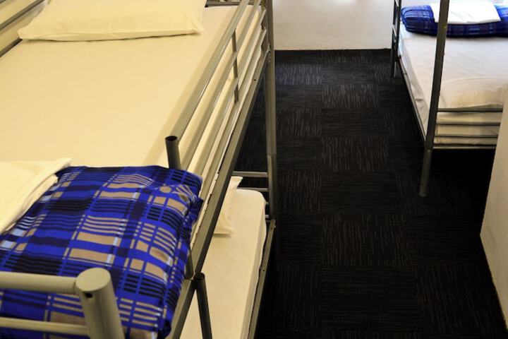 Room 15 of 42