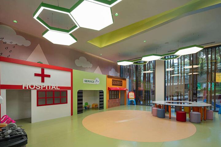 Hotel Interior 112 of 217