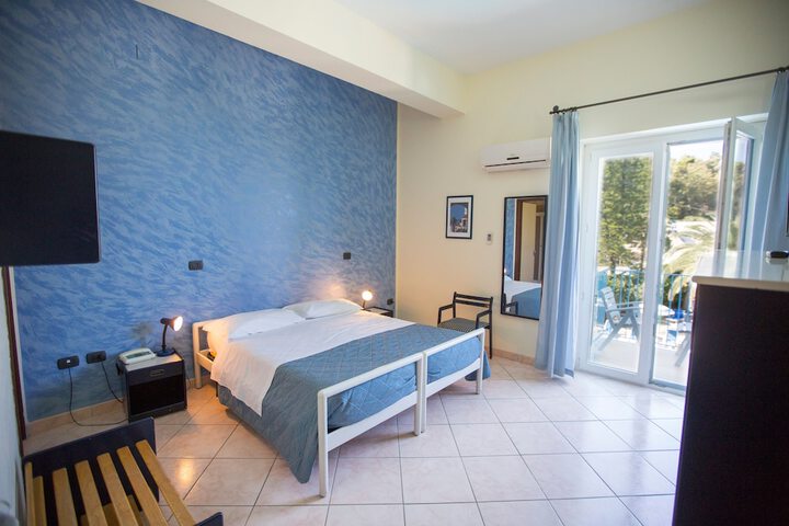 Room 4 of 57
