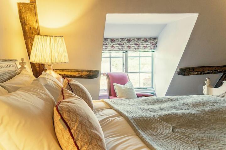 Room 21 of 74