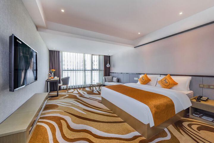 Room 28 of 113