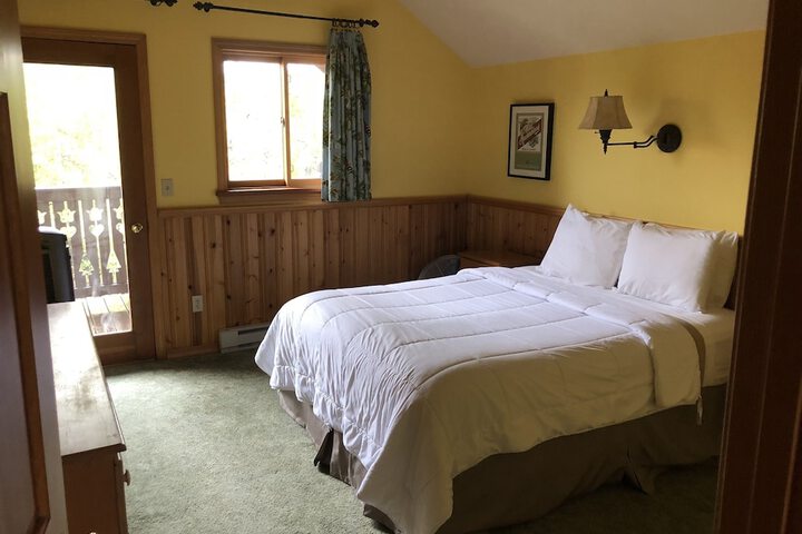 Room 42 of 186