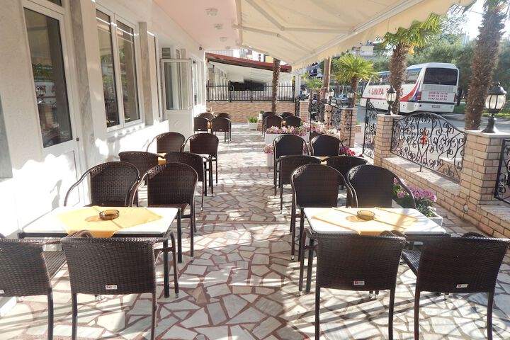 Hotel Exterior 57 of 65