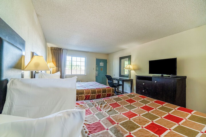 Room 21 of 87