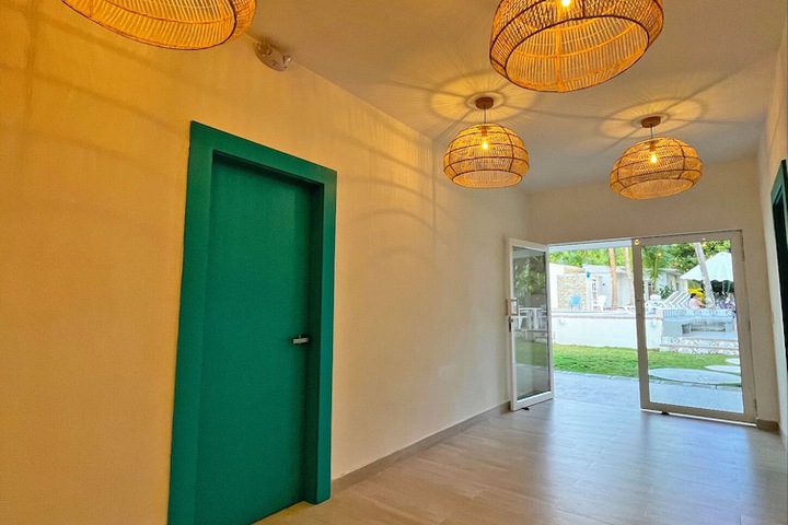 Room 53 of 116