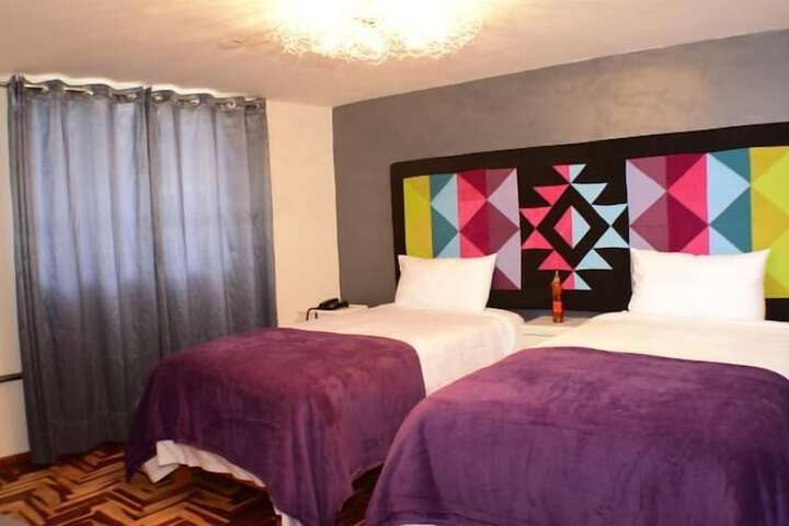 Room 8 of 28