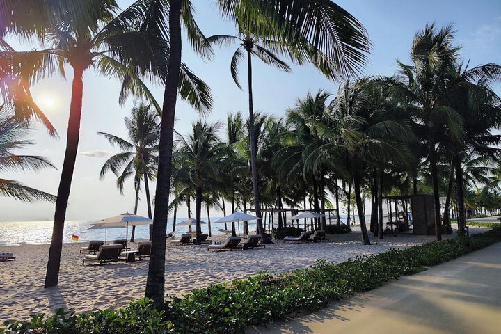 Beach 46 of 70