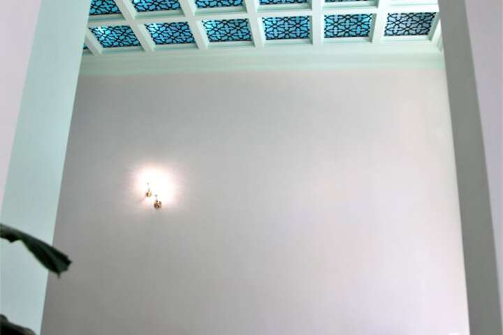 Lounge 65 of 87