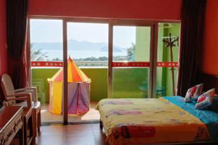 Room 21 of 23