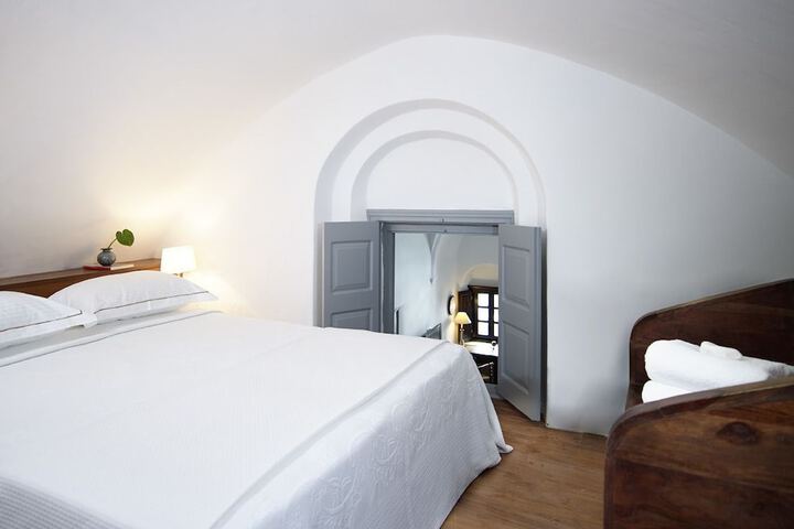 Room 7 of 39