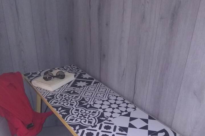 Room 15 of 37