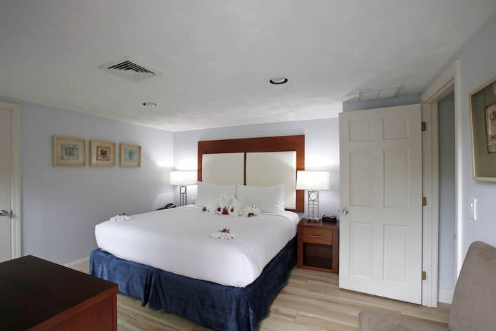 Room 22 of 100
