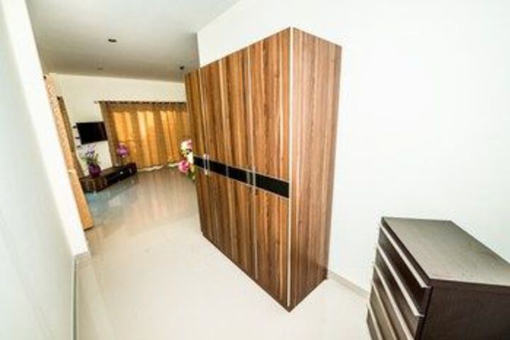 Room 15 of 53