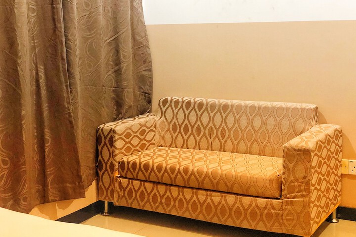 Room 14 of 28