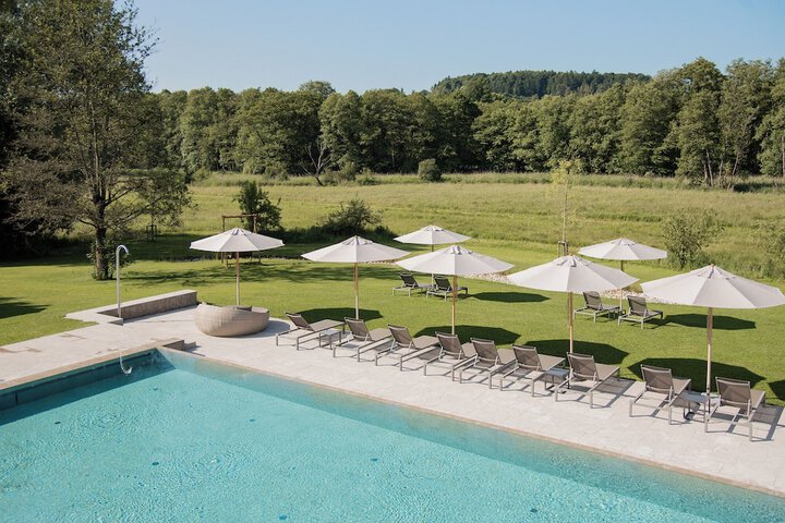 Pool 67 of 103