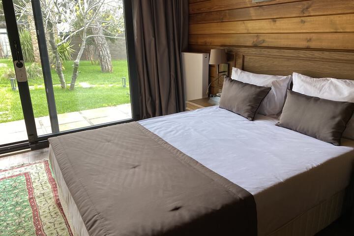 Room 5 of 71