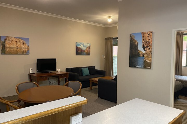Room 13 of 44