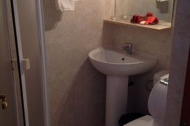 Room 3 of 24