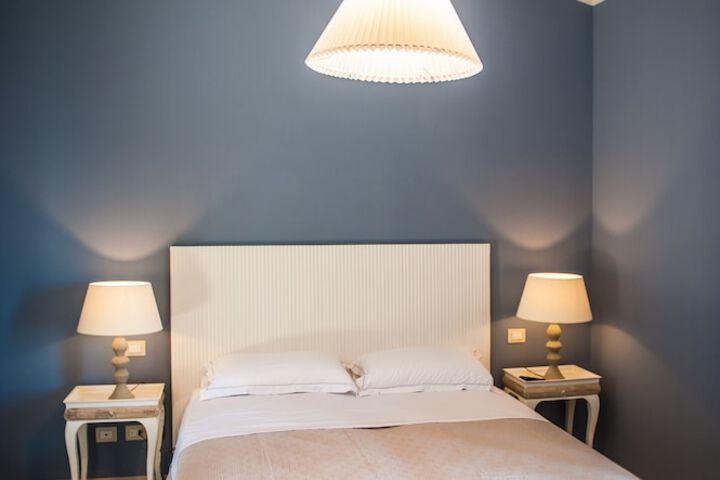Room 6 of 48