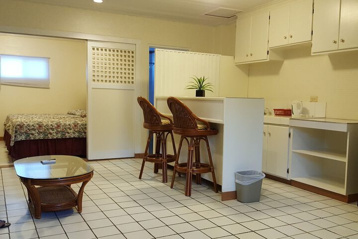 Room 15 of 32