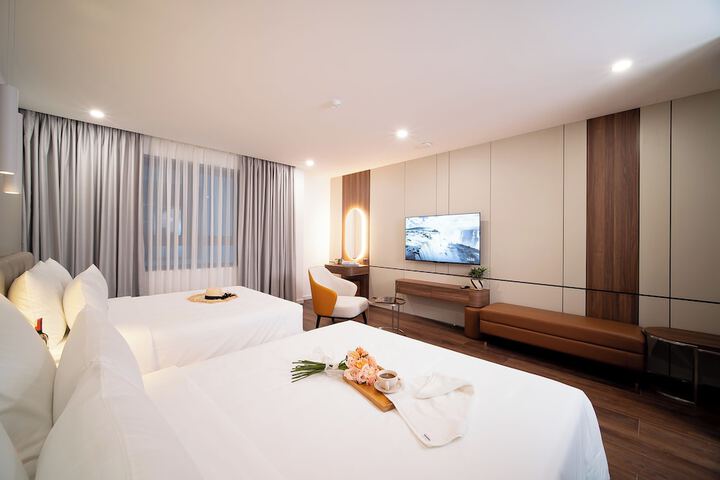 Room 9 of 50