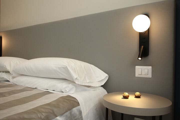Room 30 of 96