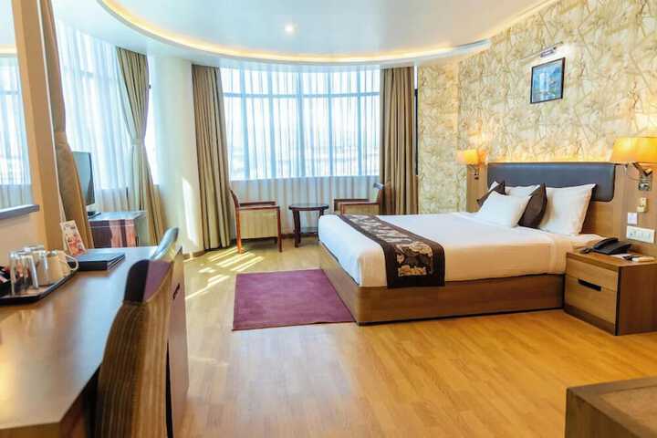 Room 15 of 29