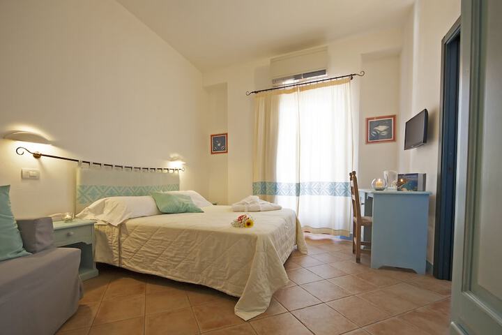 Room 8 of 49