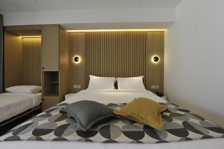 Room 22 of 50