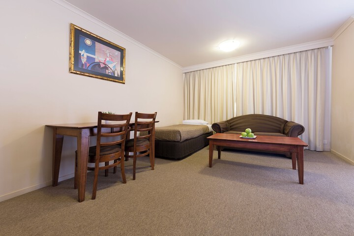 Room 11 of 29